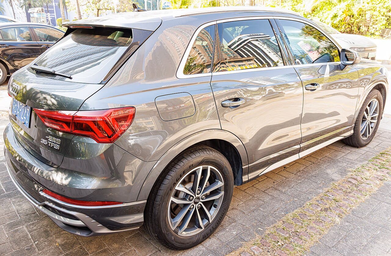 Audi Q3 model reference