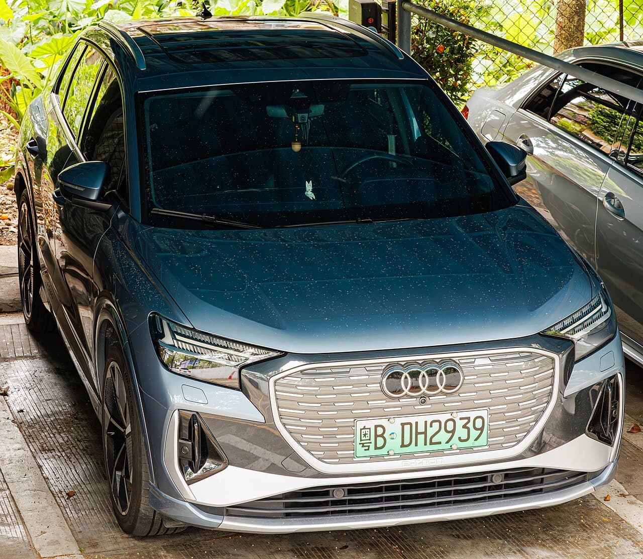 Audi Q4 e-tron model reference