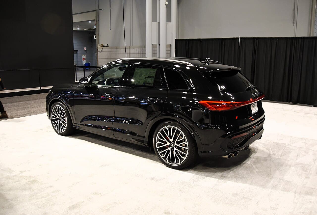 2026 Audi SQ5 exterior