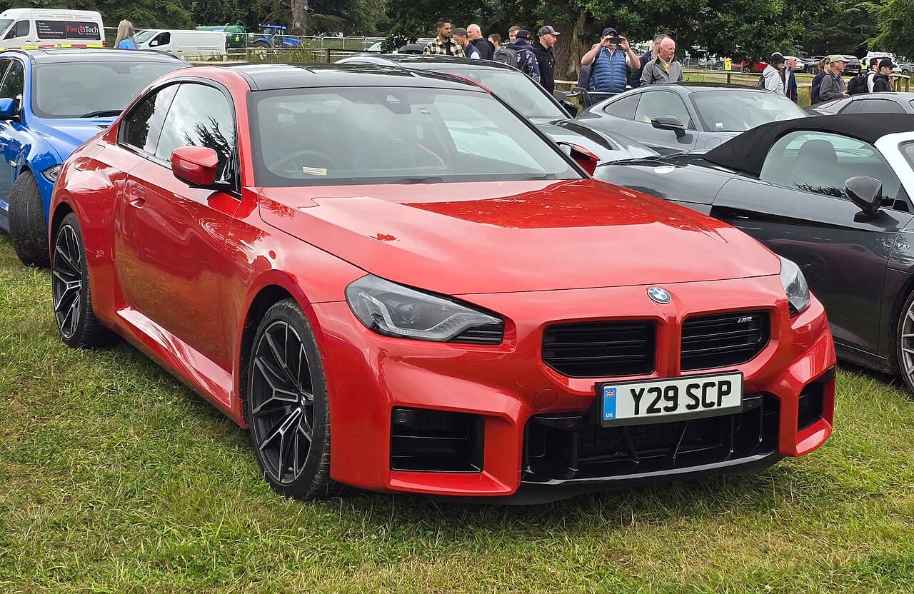 2024 BMW M2 exterior