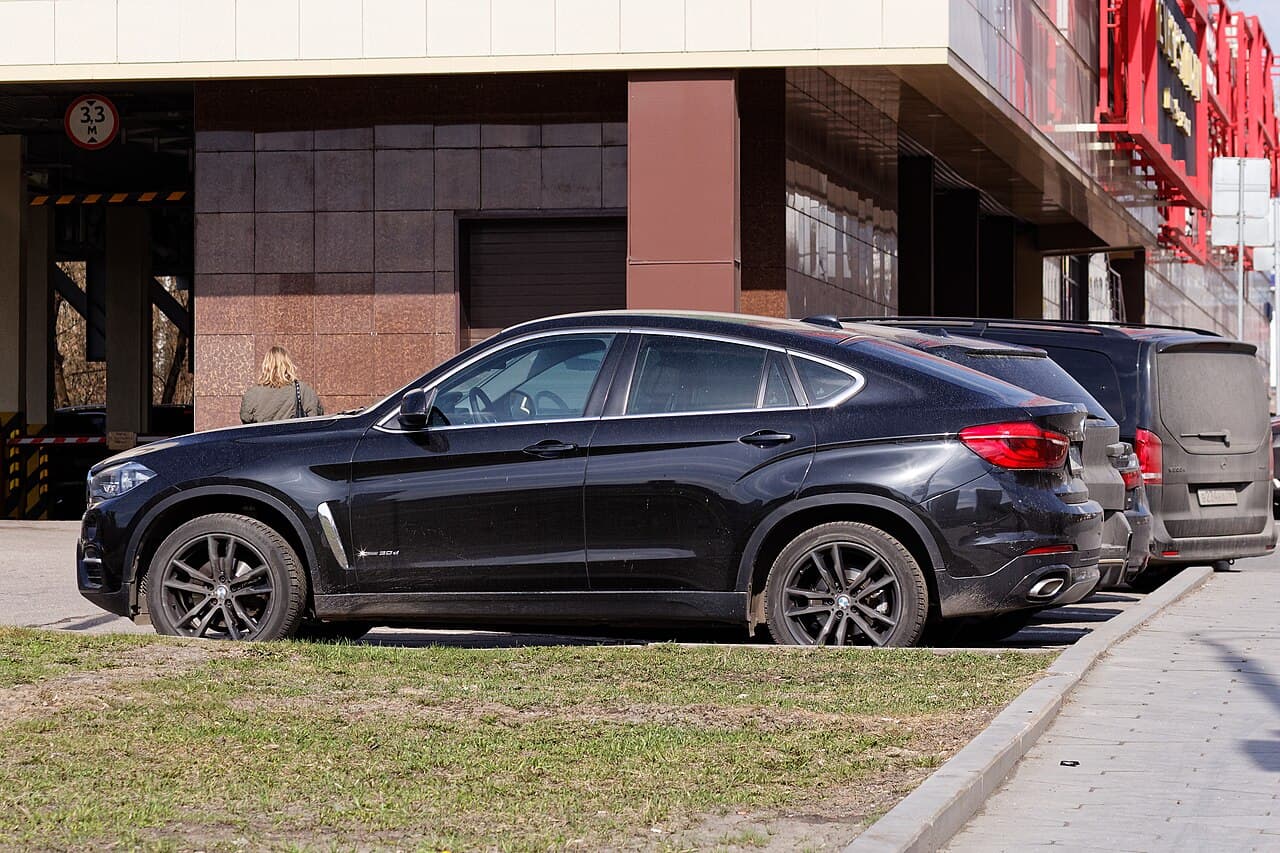 2026 BMW X6 exterior