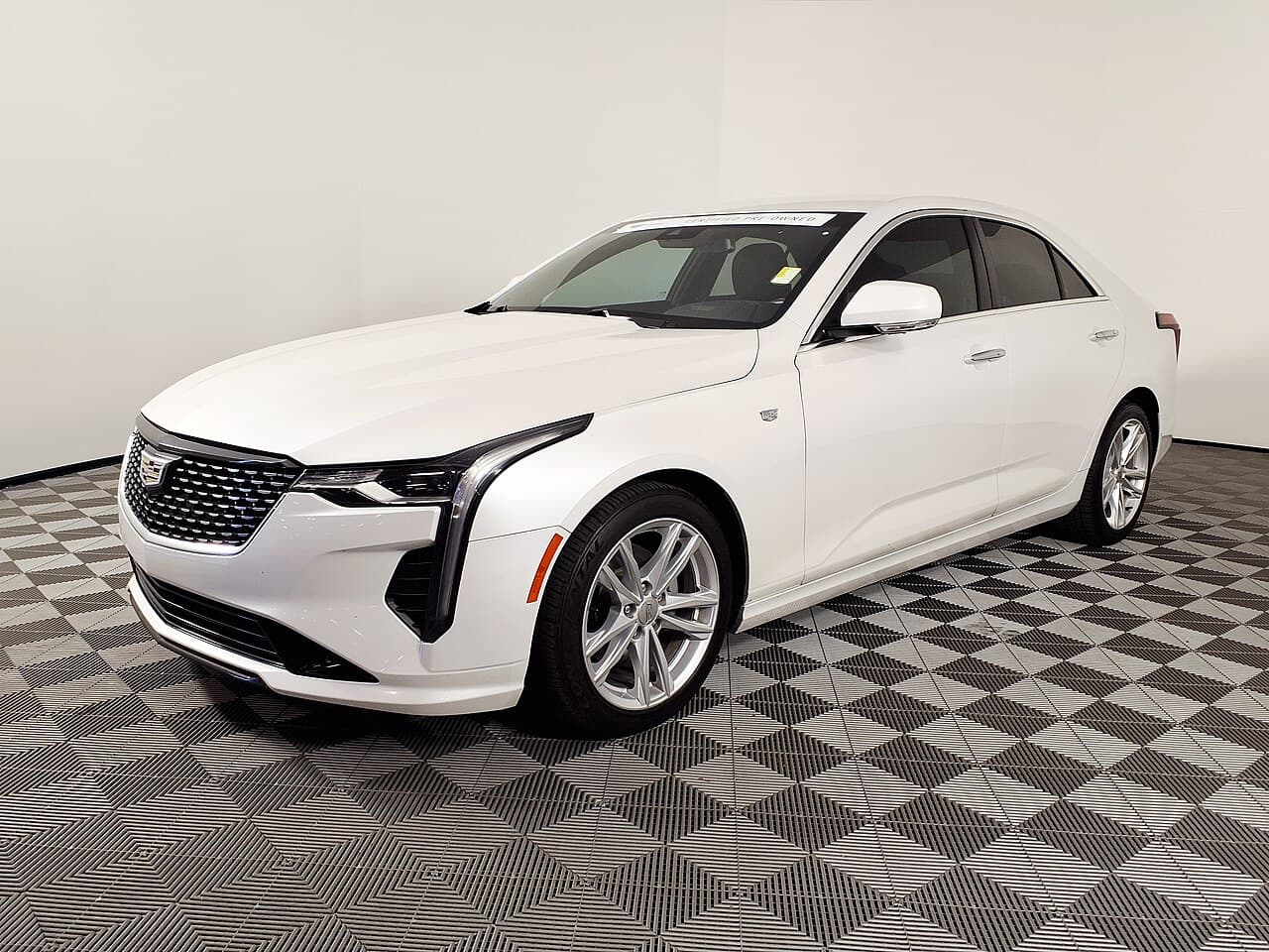 Cadillac CT4 model reference