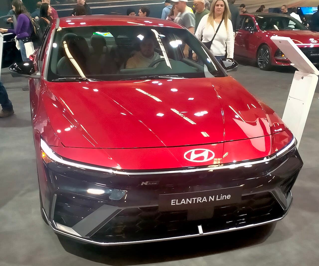 2024 Hyundai Elantra exterior