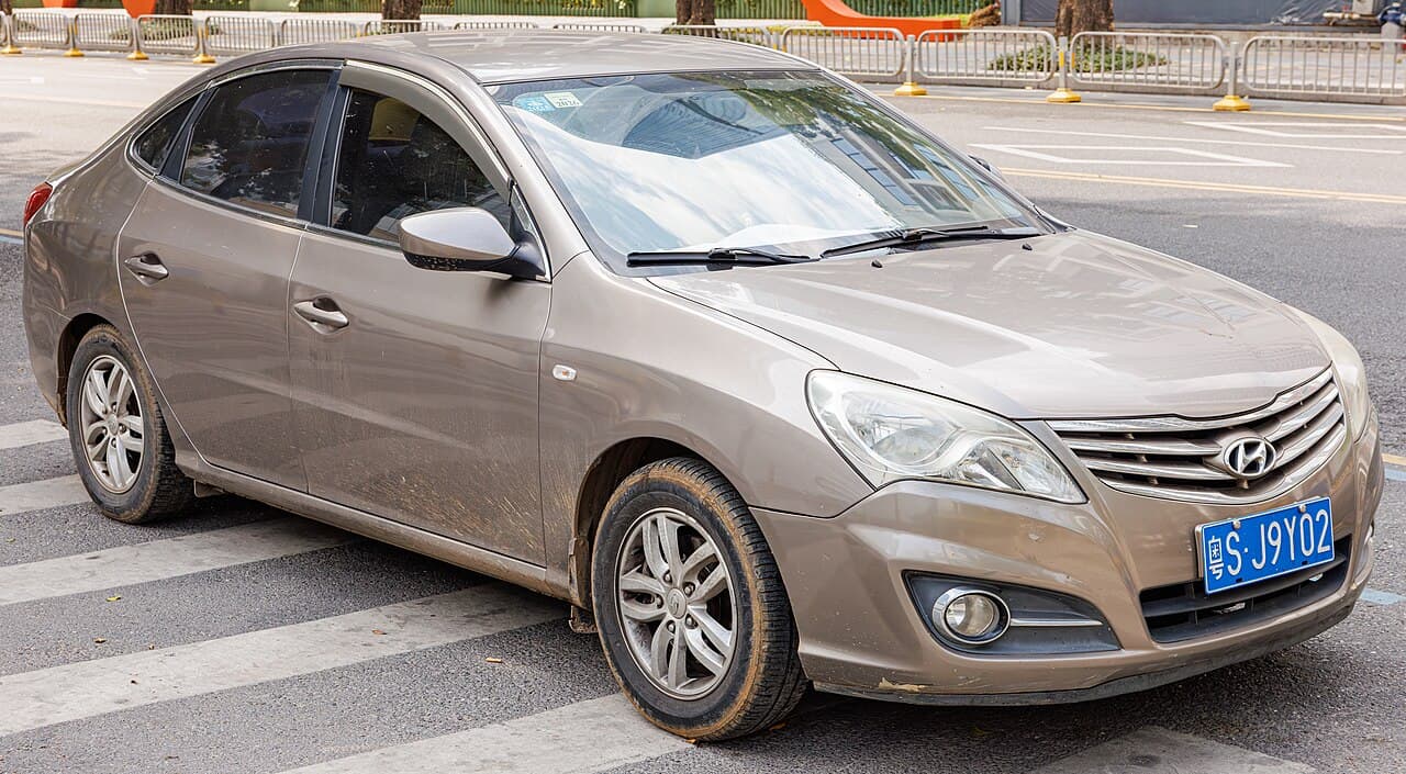 Hyundai Elantra model reference