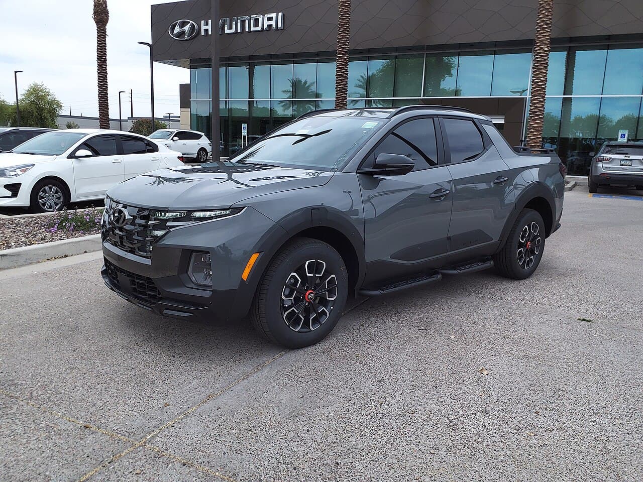Hyundai Santa Cruz model reference