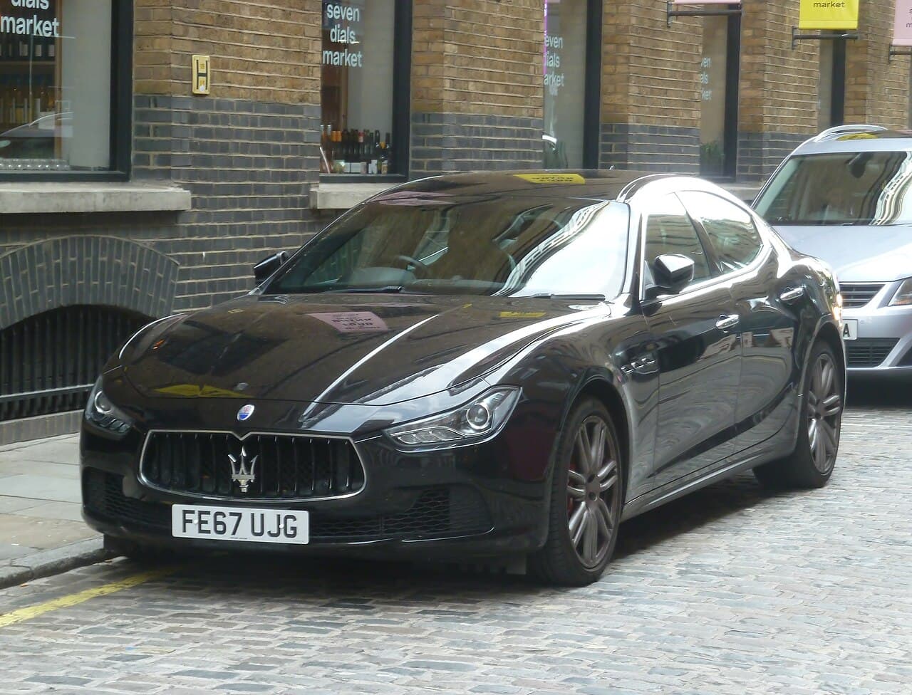 2024 Maserati Ghibli exterior