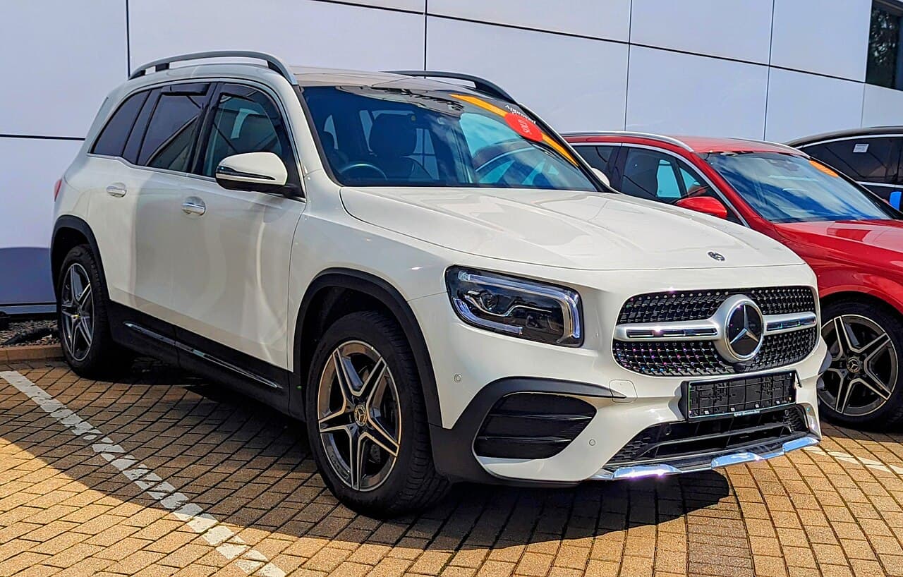 Mercedes-Benz GLB-Class, фото модели
