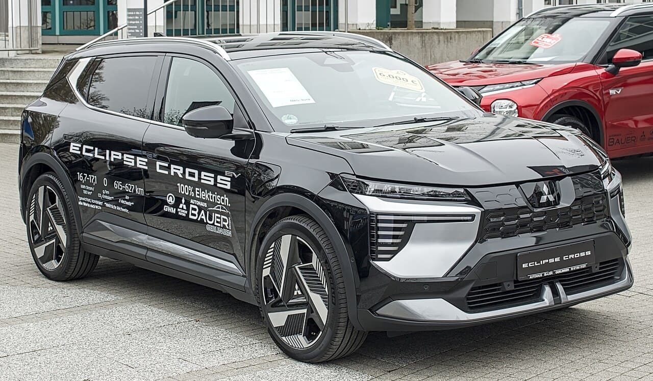 2026 Mitsubishi Eclipse Cross exterior
