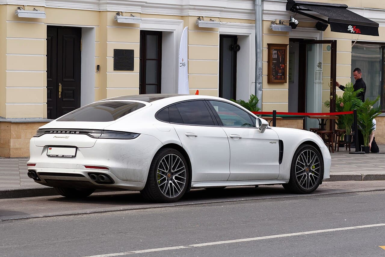 2026 Porsche Panamera exterior