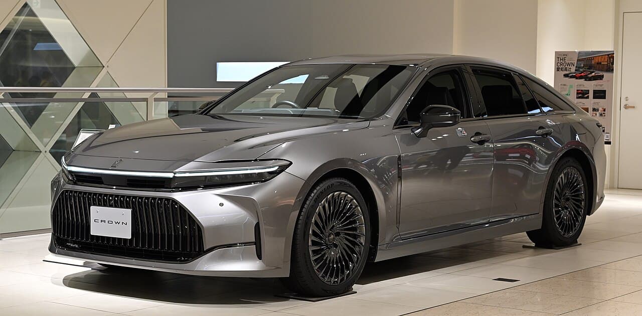 Toyota Crown model reference