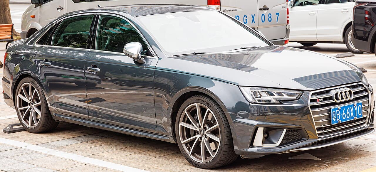 Audi S4 model reference