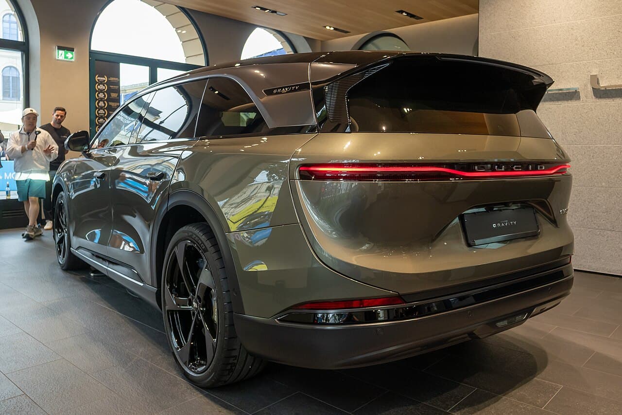 2025 Lucid Gravity exterior